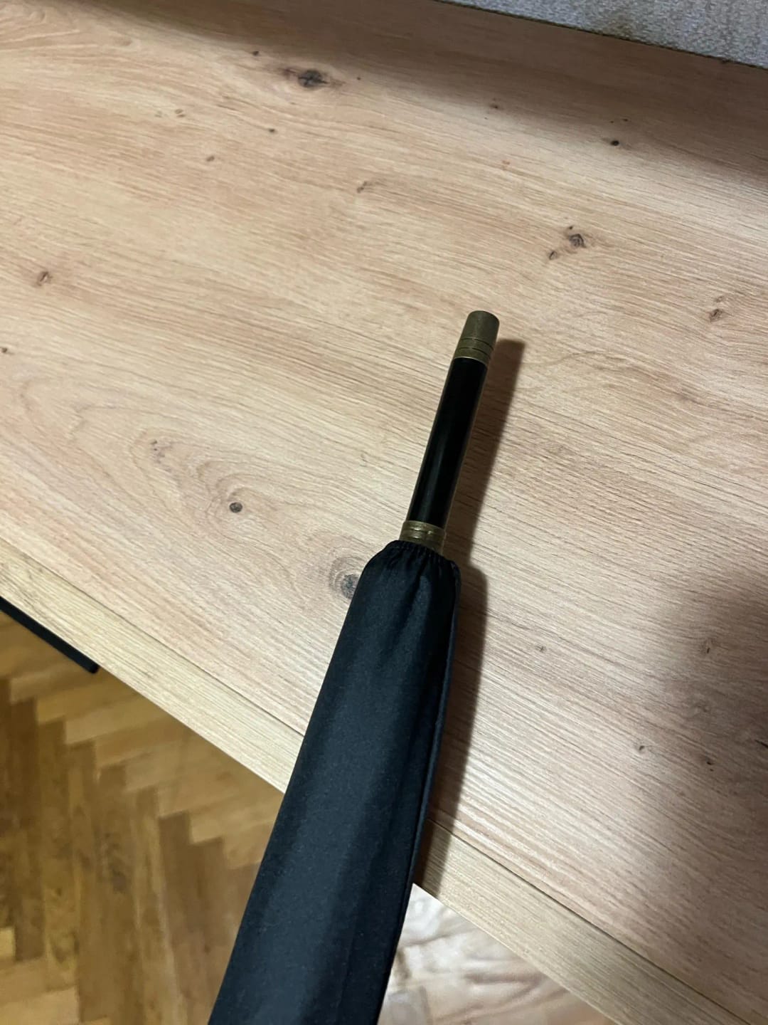 Customer photo review of Wooden Long Handle Golf Umbrella with Windproof Fiberglass Frame, 114cm Diameter