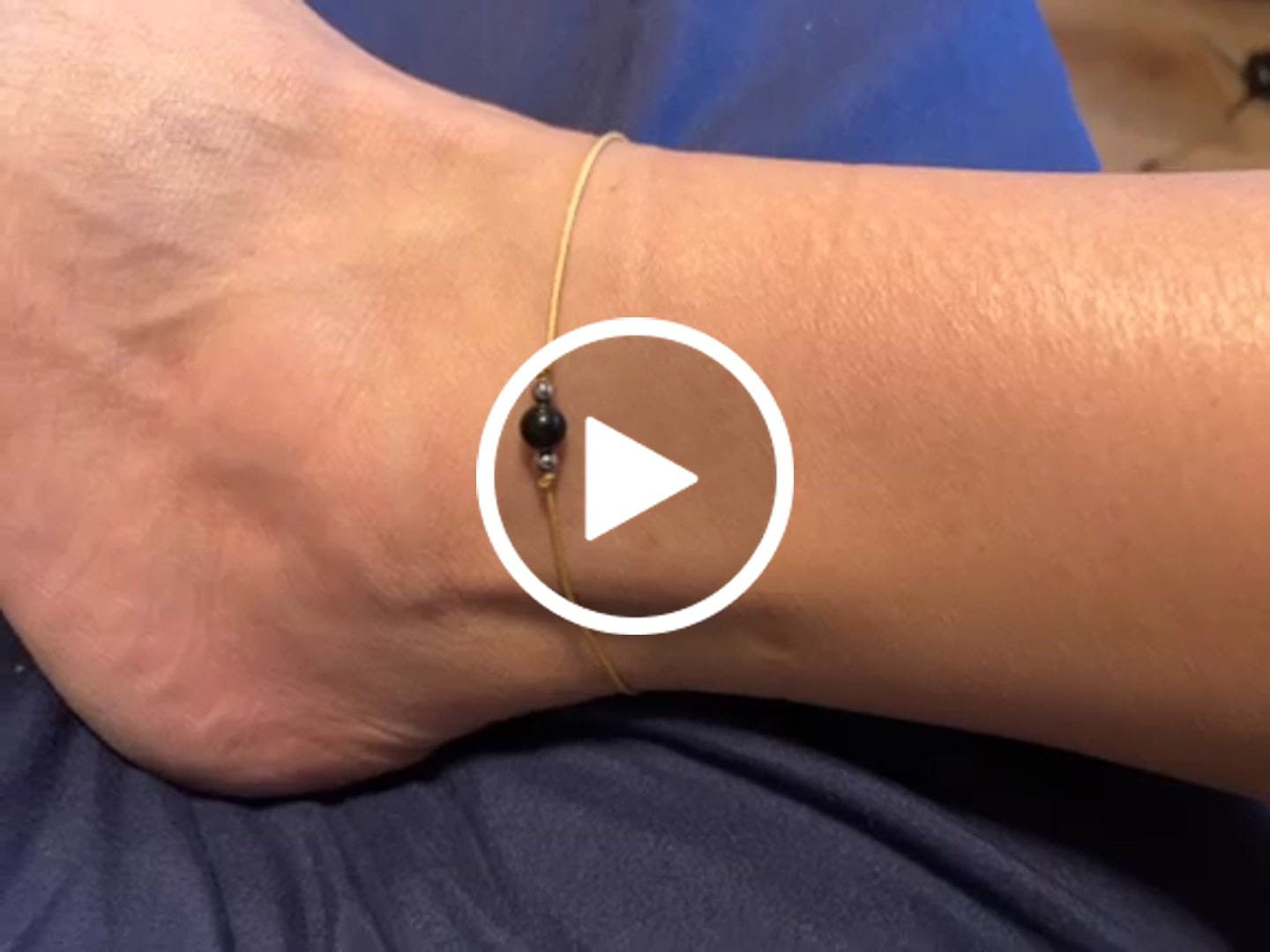 Customer video review of Obsidian Armband - Naturband