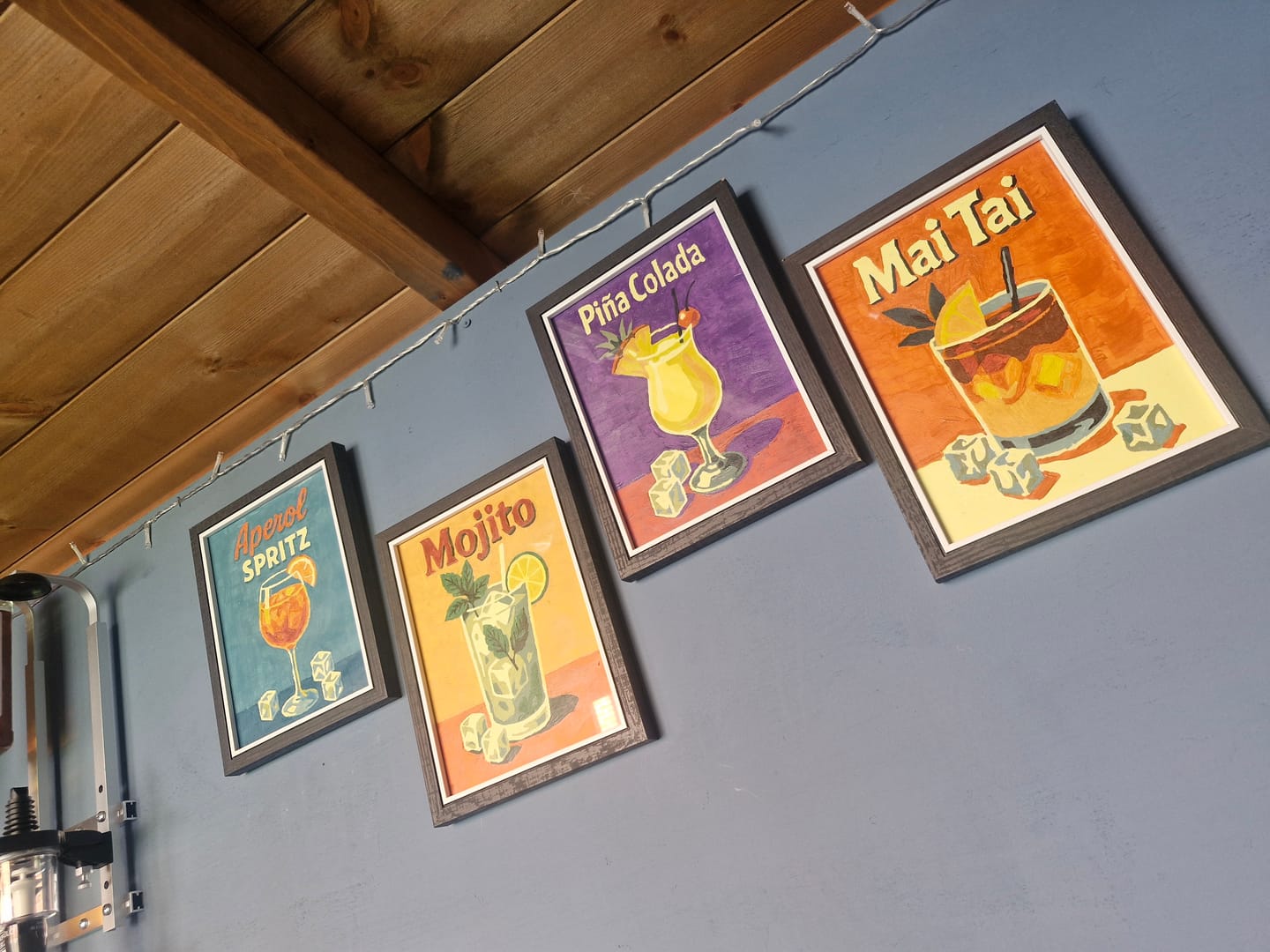 Customer photo review of 6 Mini Paintings - Old School Cocktail Set
