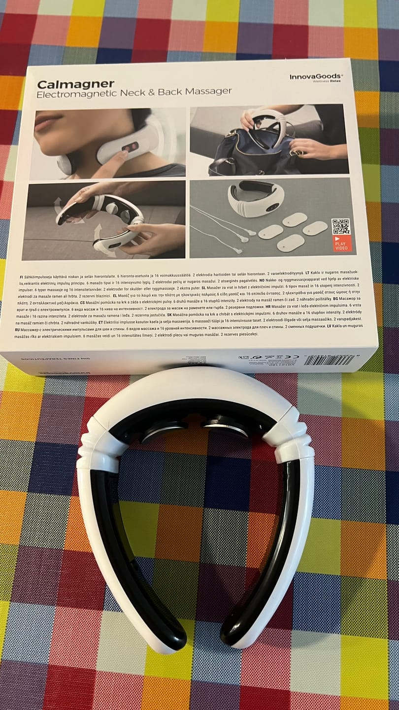 Customer photo review of Masajeador de cuello y espalda electromagnético