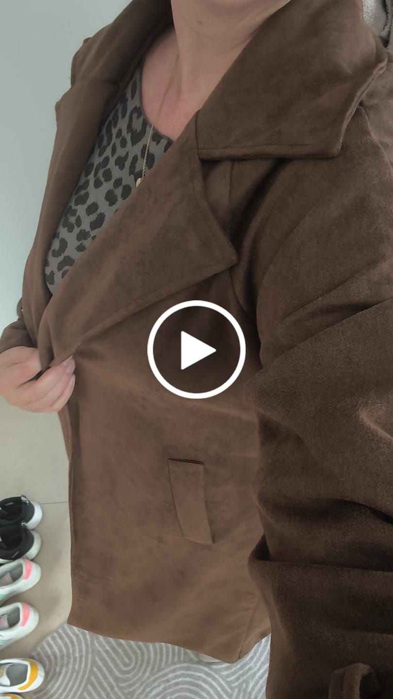 Customer video review of Velours Trenchcoat COZY KISS mit LEO Innenfutter dark chocolate