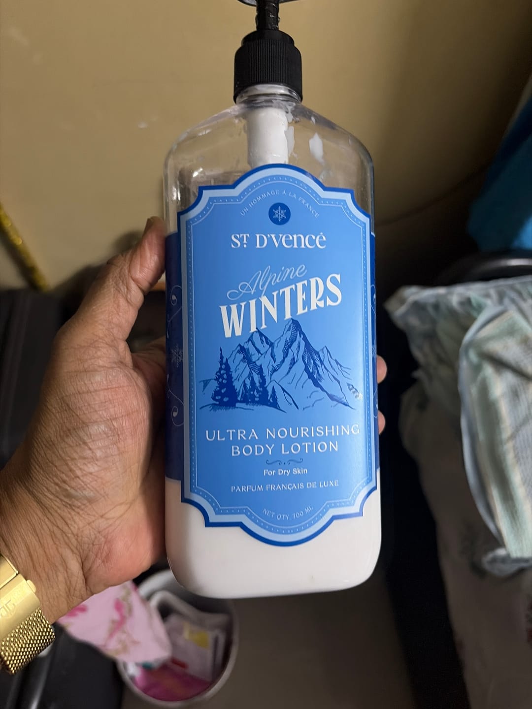 Customer photo review of Alpine Winter Ultra-Nourishing Body Lotion for Dry Skin