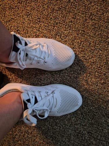 Customer photo review of Norvan 12-Hour Shift Shoes for All-Day Foot, Knee & Back Pain Relief