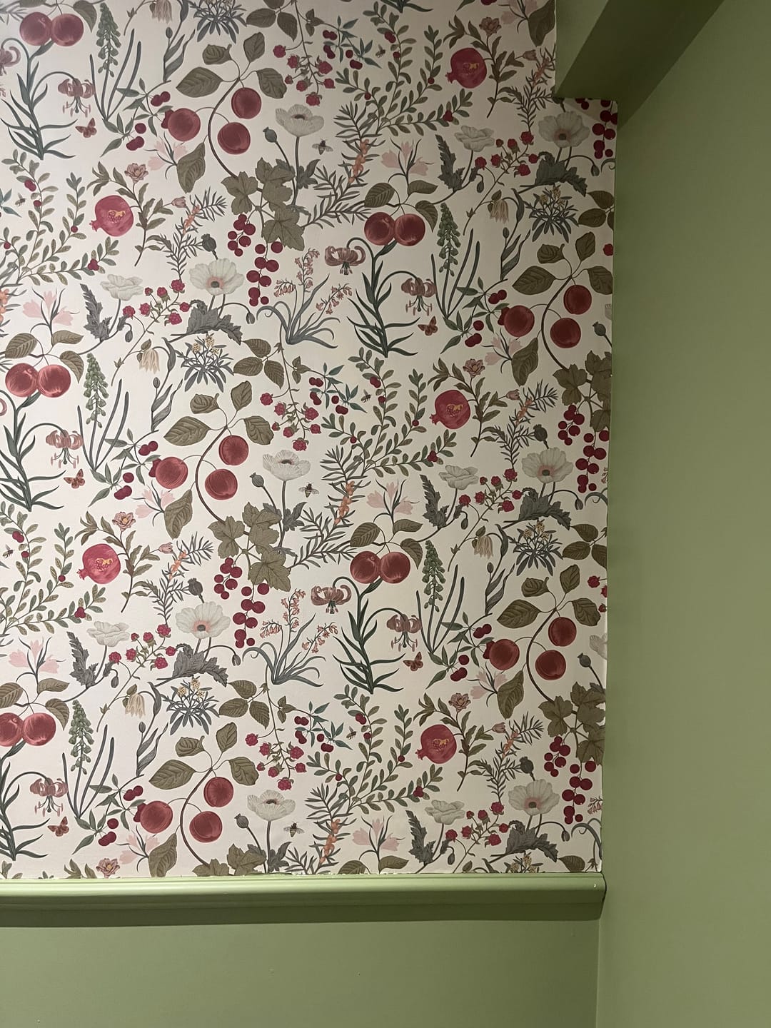 Customer photo review of Victoria