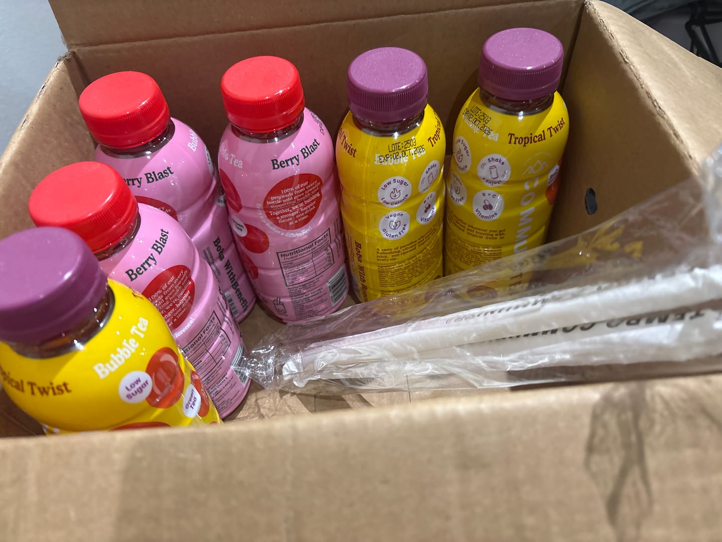 Customer photo review of Tempo Communitea Bubble Tea Bottle
