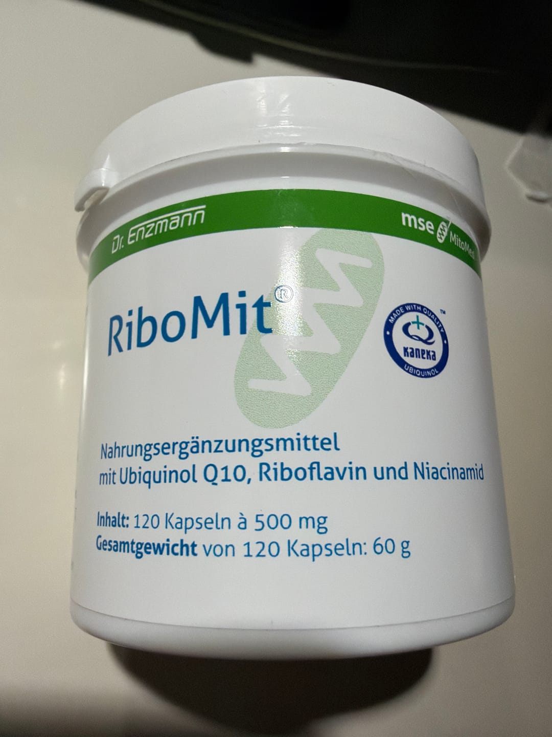 Customer photo review of 恩世蔓 Dr.Enzmann RiboMit 粒線體三效Ubiquinol Q10+維生素B2+B3膠囊 120粒