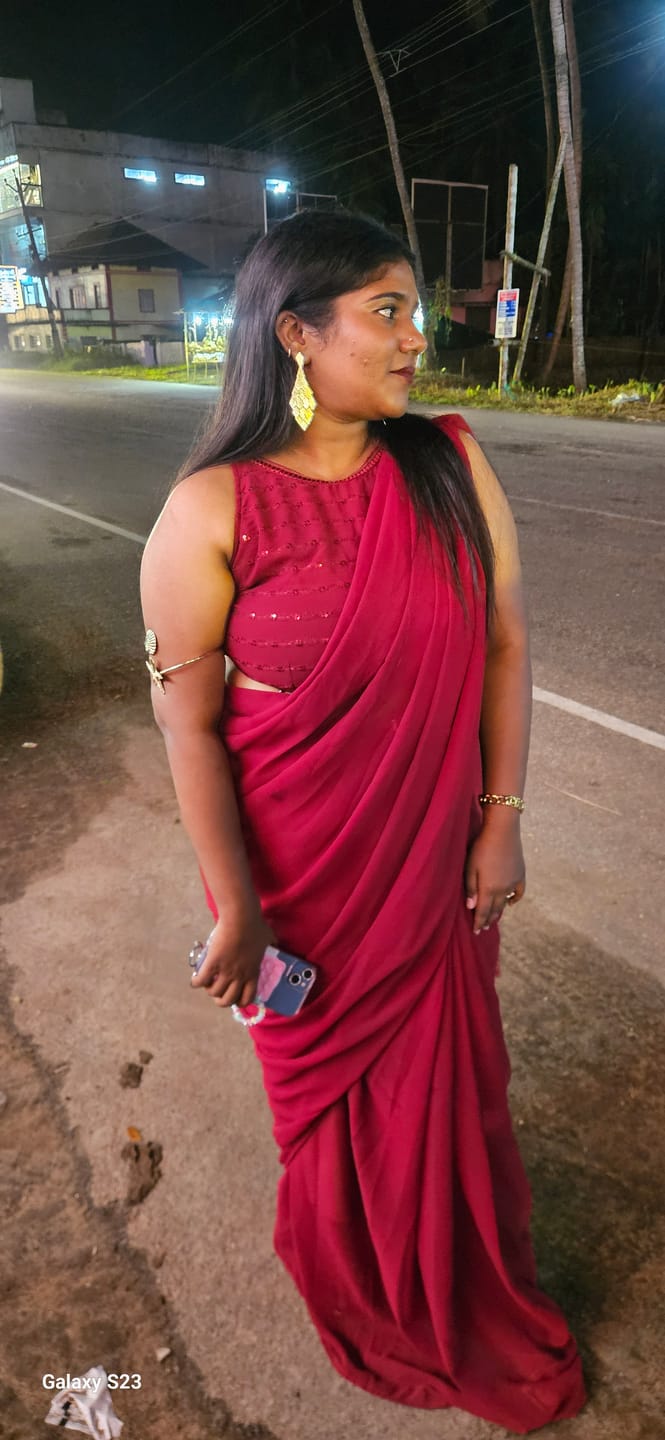 Customer photo review of Mastaani Ruby Drape Saree Set