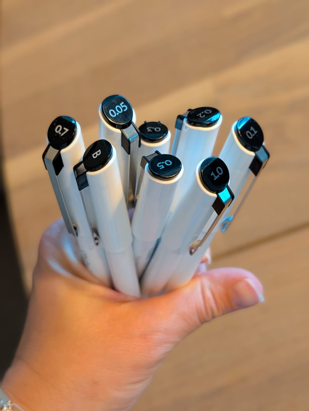 Customer photo review of Ohuhu Fineliner Drawing Pen, 8 Pack