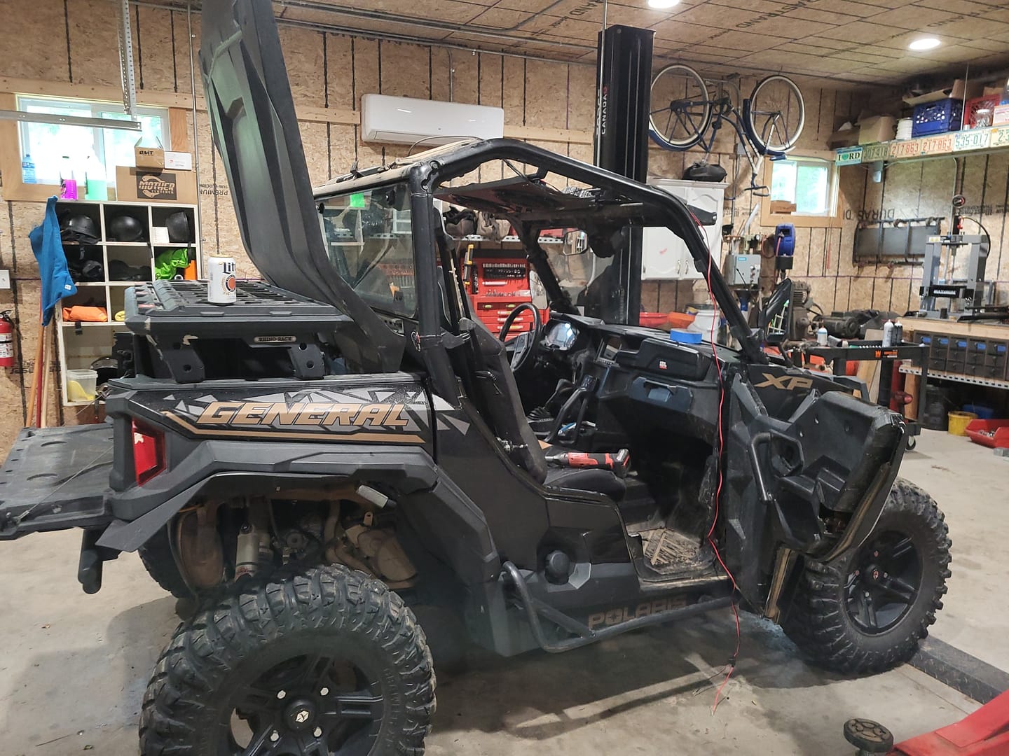 Customer photo review of UTV Roof Fan with lights for Polaris /Defender /UForce 57-41 Inch Roof Width