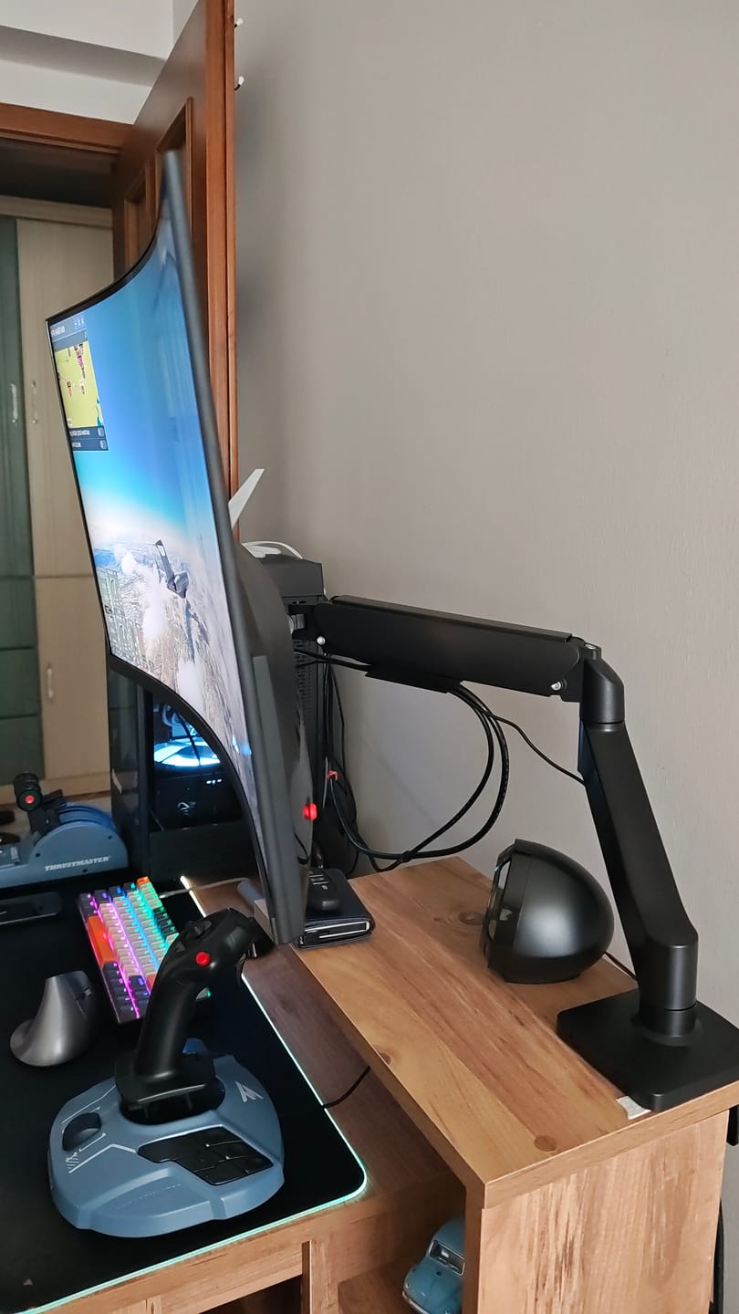 Customer photo review of Hareketli Monitör Kolu 2026 Ergonomik Gazlı