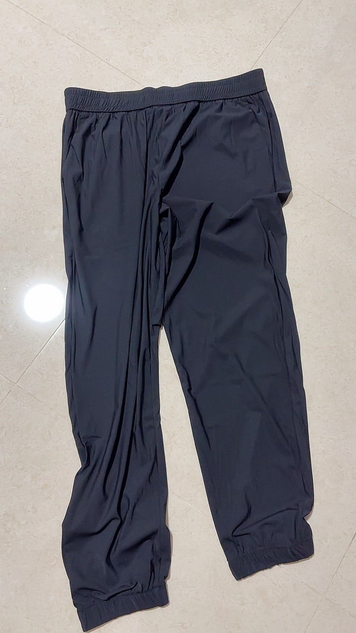Customer photo review of Ultra Cooling Jogger Pants