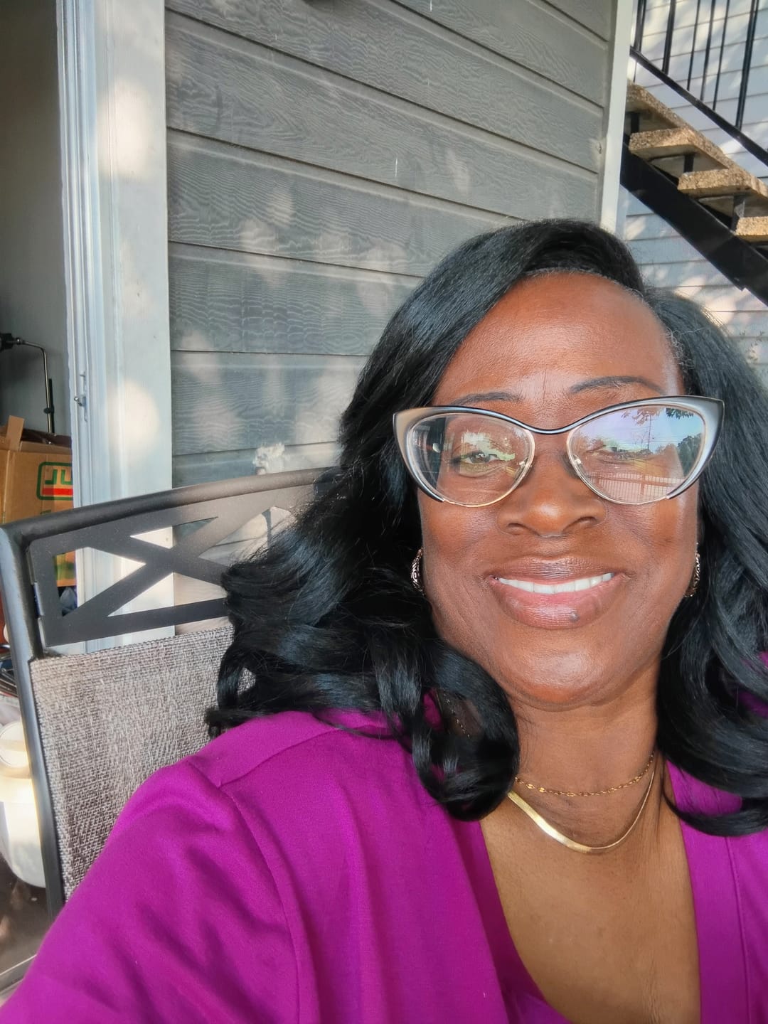 Customer photo review of Sensationnel Dashly Salt & Pepper 4" Deep Part HD Lace Front Wig - SP LACE UNIT 2