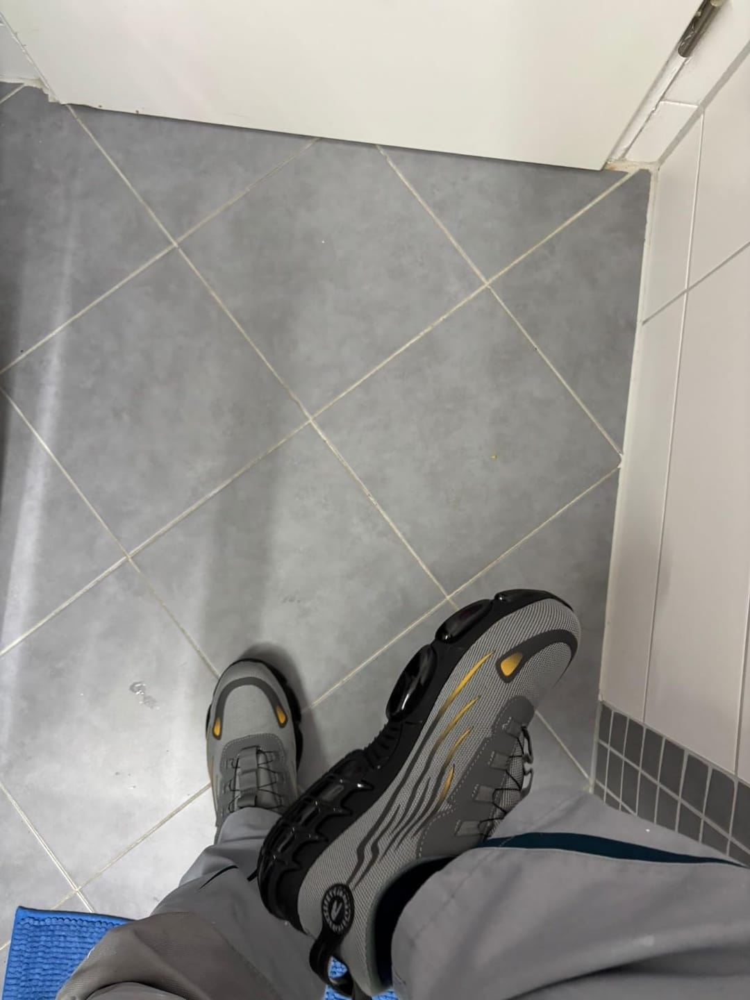 Customer photo review of SALVOX S3 Sicherheitshalbschuh NEXUS™