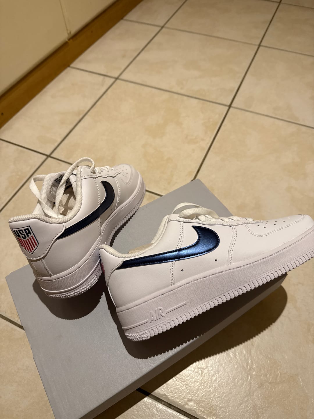 Customer photo review of Nike Air Force 1 Low - Team USA World Cup
