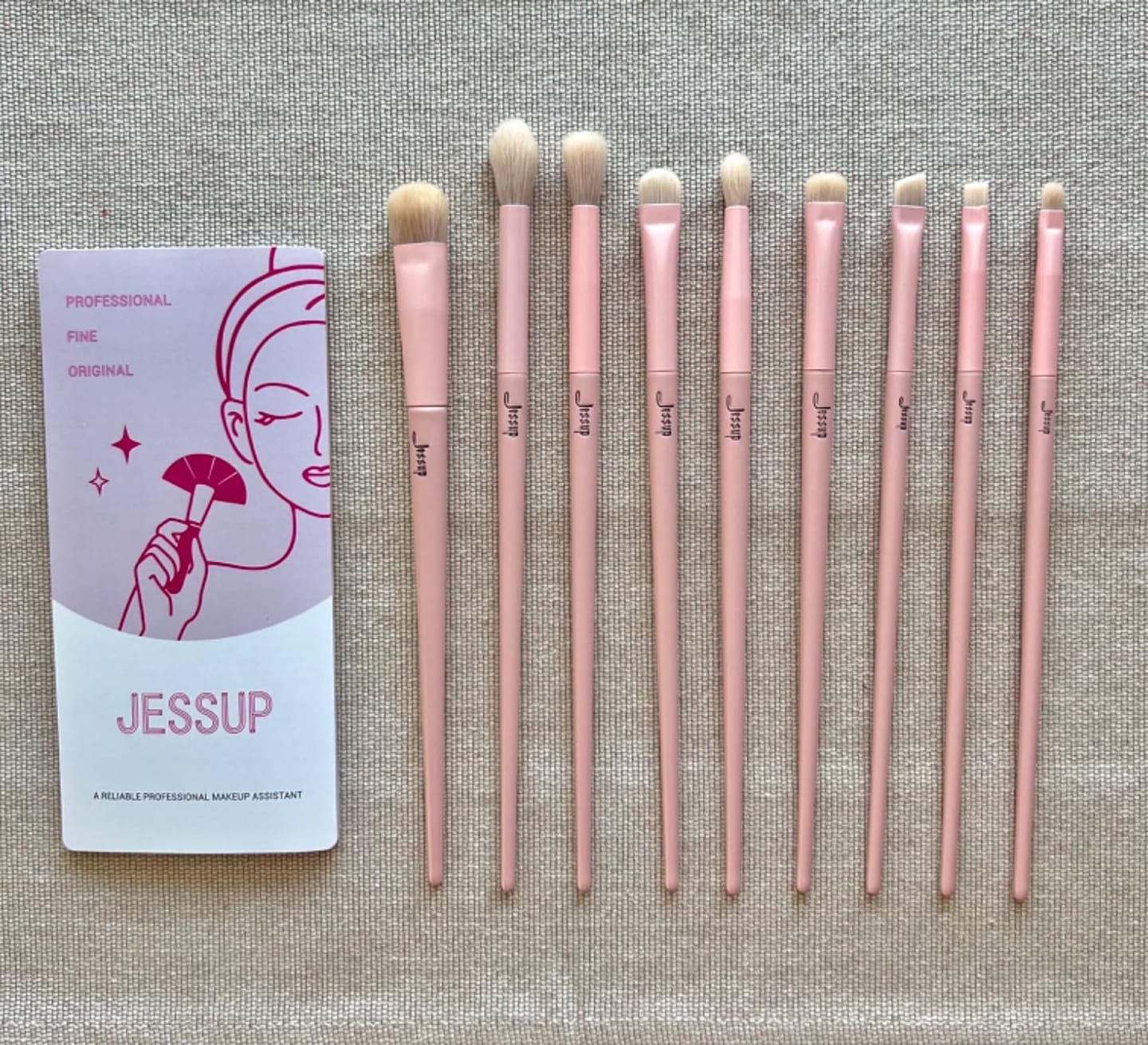 Customer photo review of Crystal Pink Makeup Brushes Set Premium Vegan T495