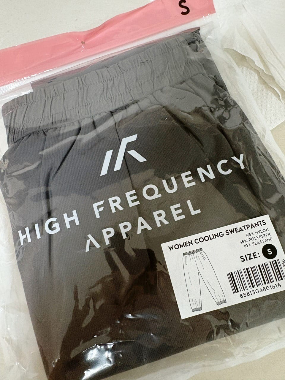 Customer photo review of Ultra Cooling Jogger Pants