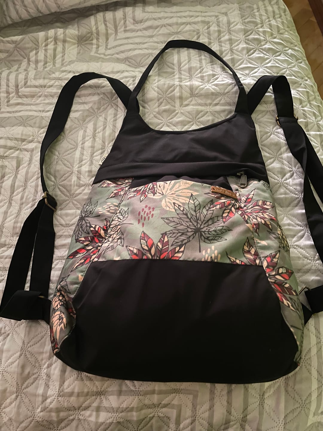 Customer photo review of Mochila Impermeable "Bhaktapur" Autumn · Pieza Exclusiva 19423