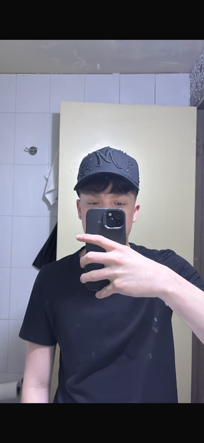 Customer photo review of GORRA 31 HATS MAGO TOTAL BLACK