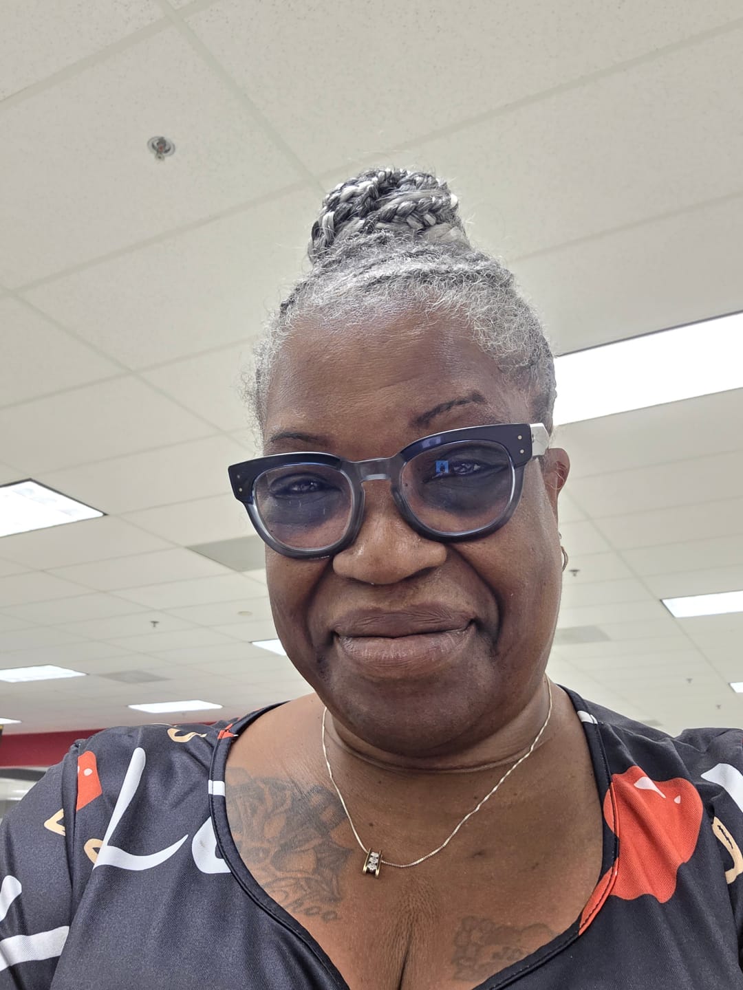 Customer photo review of RUWA Pre-Stretched Braiding Hair 3X's Pack - 48" inches