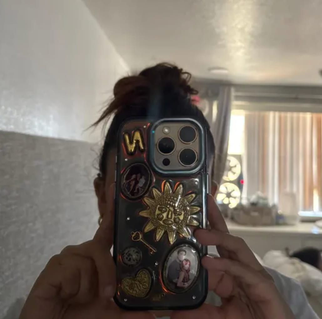 Customer photo review of SUN Memories with your Photo. Dark Chameleon Base