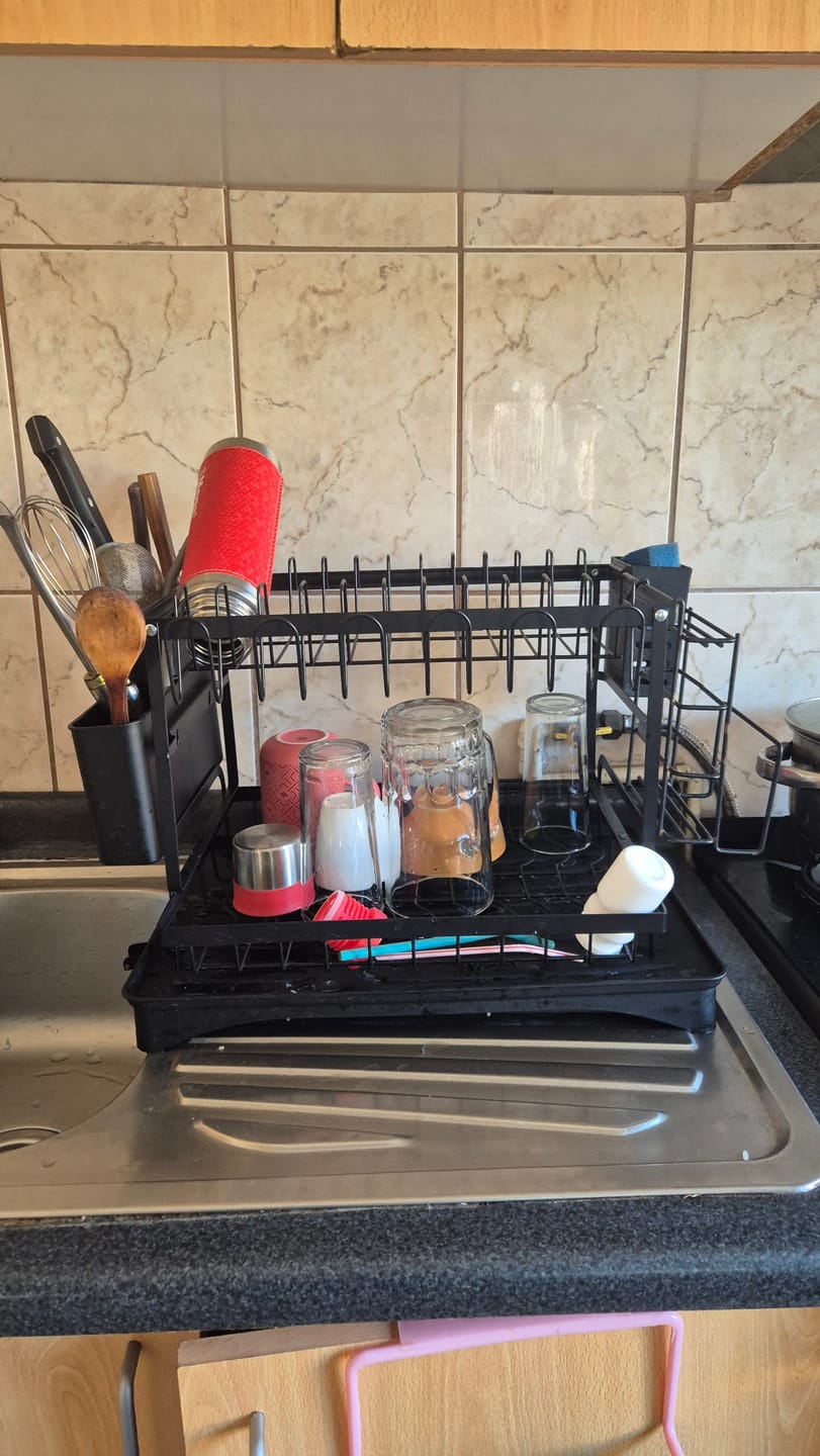 Customer photo review of Escurridor De Platos 2 Niveles Secaplatos Multifuncional