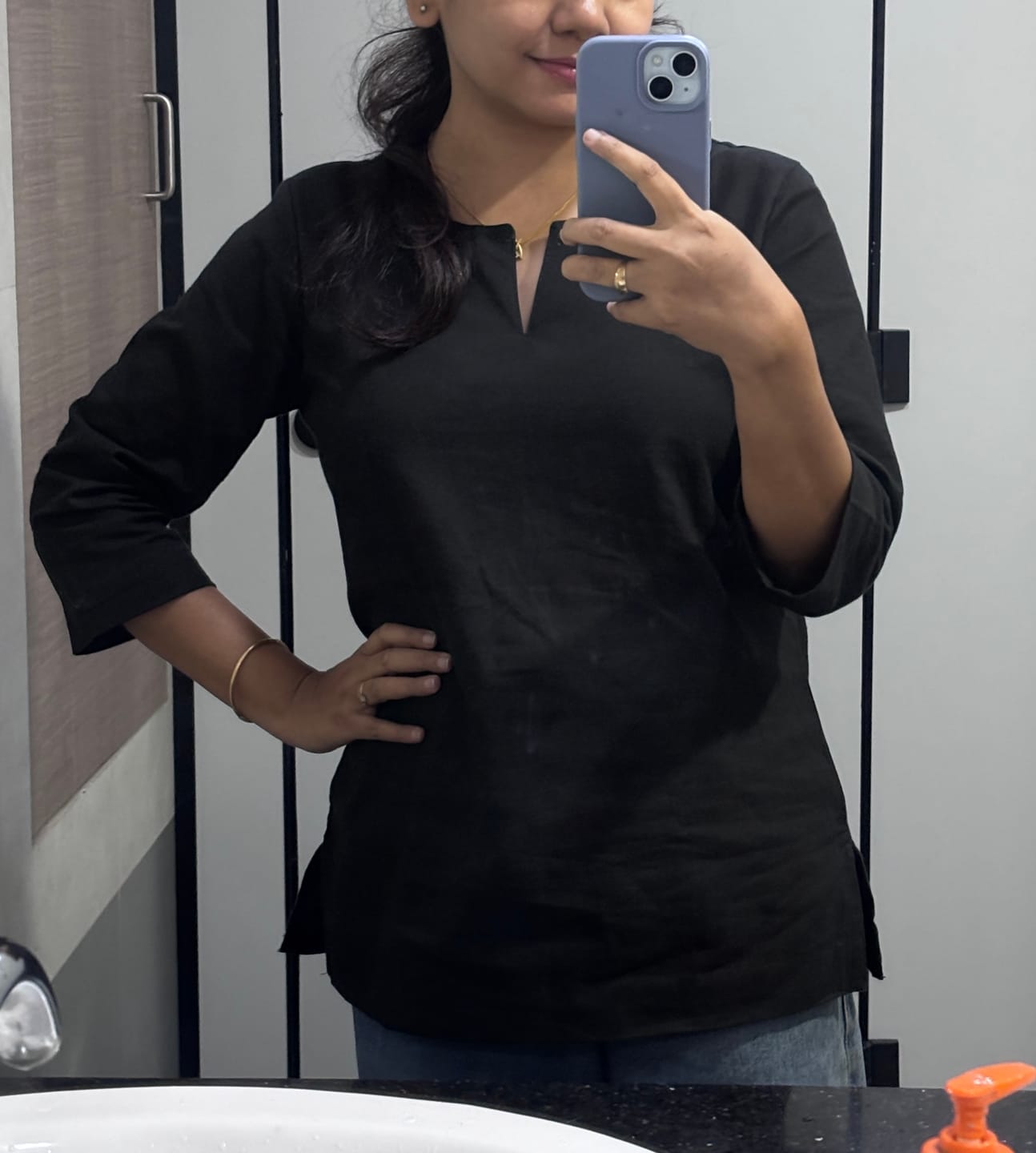Customer photo review of Women Black Airy Linen Split Neck Short Kurta
