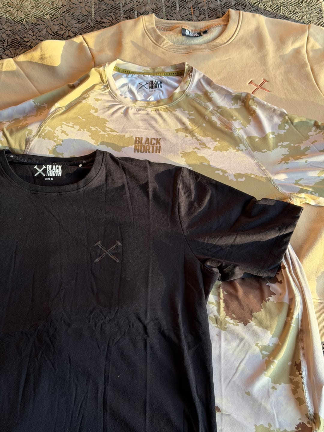 Customer photo review of T-Shirt Signature Black