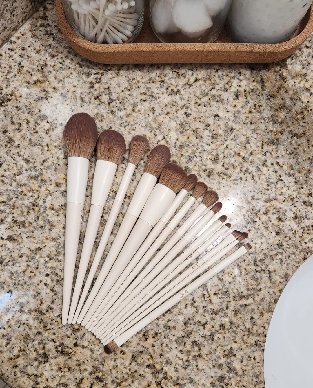Customer photo review of Luxury Light Gray Comprehensive Eye and Face Brush Set 14pcs T329