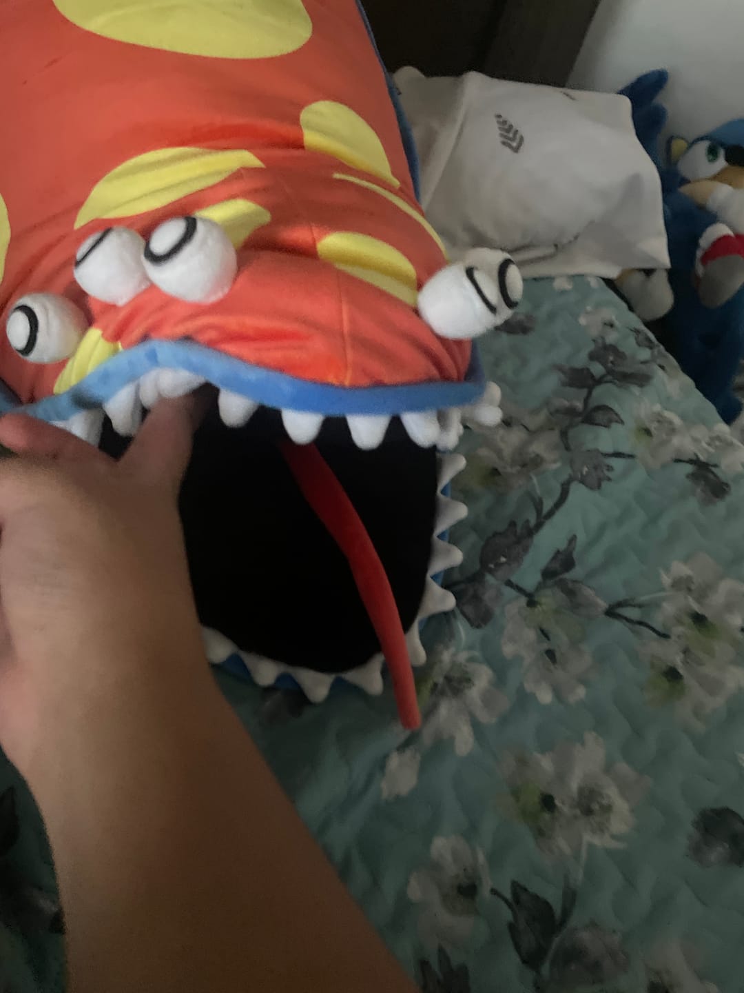 Customer photo review of Gloink Queen Plush