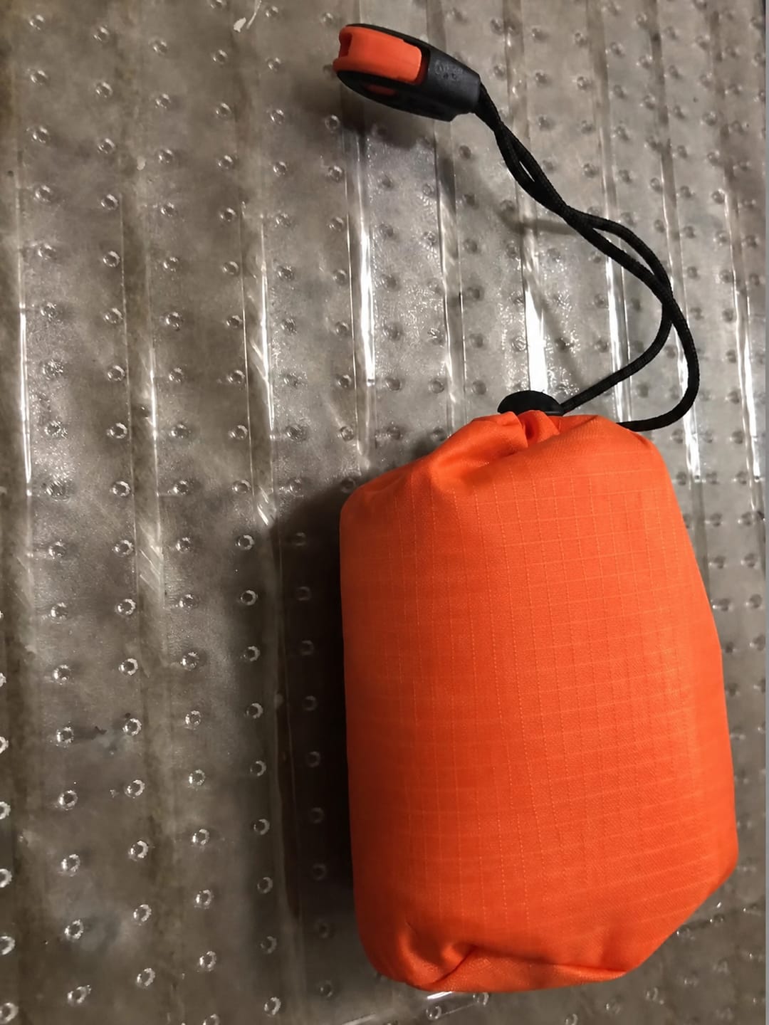 Customer photo review of Saco Vivac Térmico de Emergencia