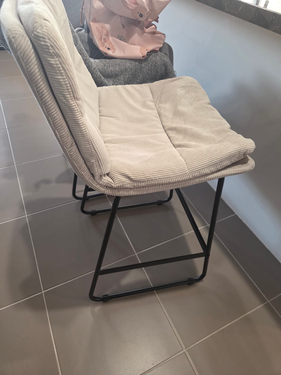 Customer photo review of 2x Corduroy Bar Stool Kitchen Stool Chair Soft 6cm Padded Seat