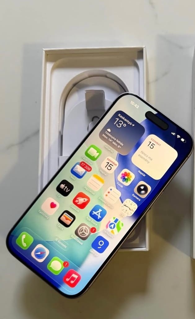 Customer photo review of iPhone 17 Series Premium Screen Protector