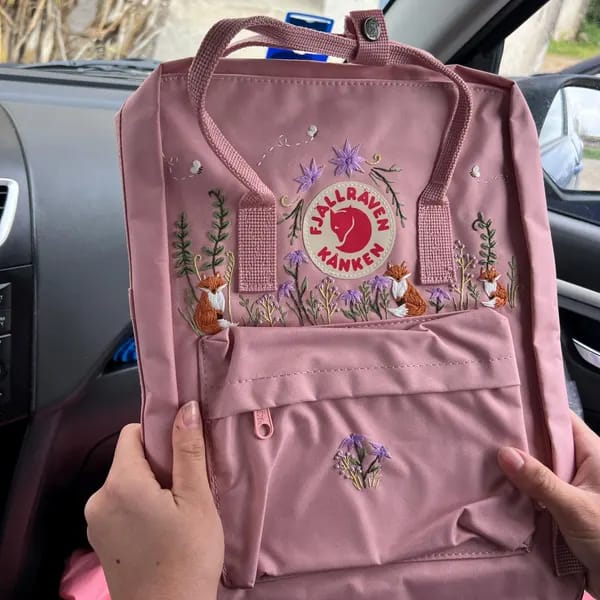 Customer photo review of Snoopy Fjallraven Kanken Hand-Embroidered Backpack