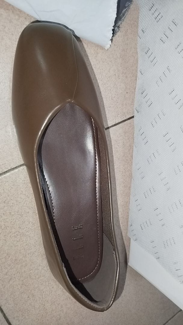 Customer photo review of Jacqueline Slip-on Flats & Ballerina In Beige