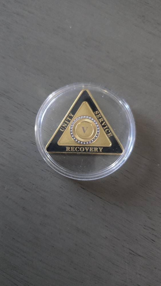 Customer photo review of Personalized Triangle Glimmer Amber Dream Sobriety Coin – Personalize Any Day, Month or Year