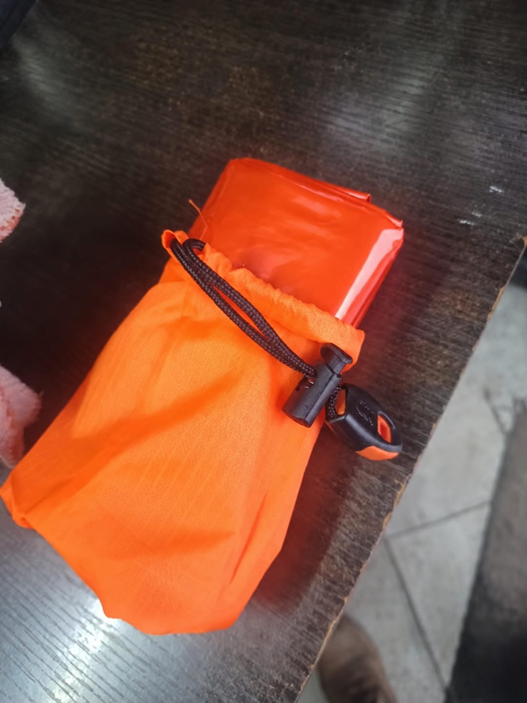 Customer photo review of Saco Vivac Térmico de Emergencia