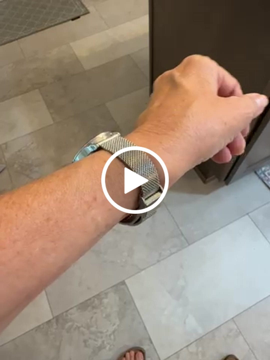 Customer video review of NOVACCHI SOLARA Petite — Women's Smartwatch for Small Wrists