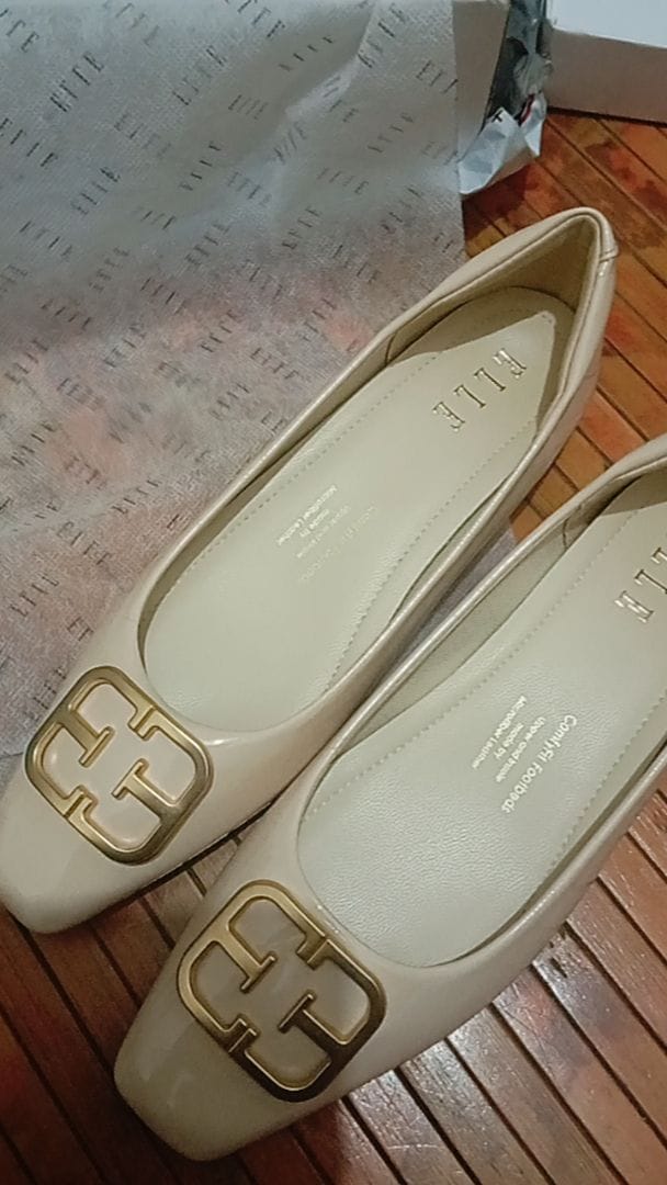 Customer photo review of Jacqueline Slip-on Flats & Ballerina In Beige