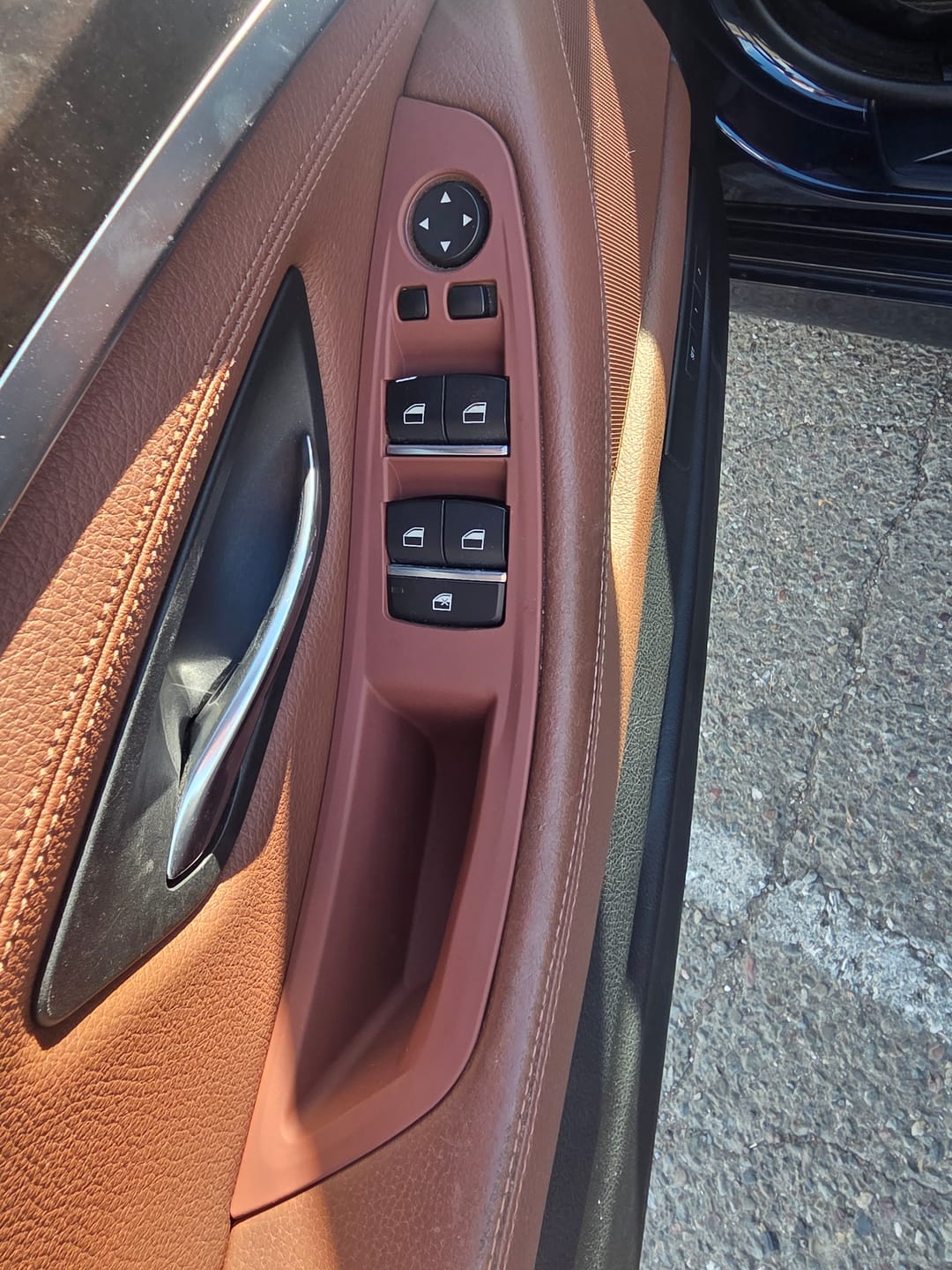 Customer photo review of For BMW 5 Series F10/F11 Inner Door Handle Cover Set – No-Disassembly Fix for Sticky/Melting Handles (2011–2017)