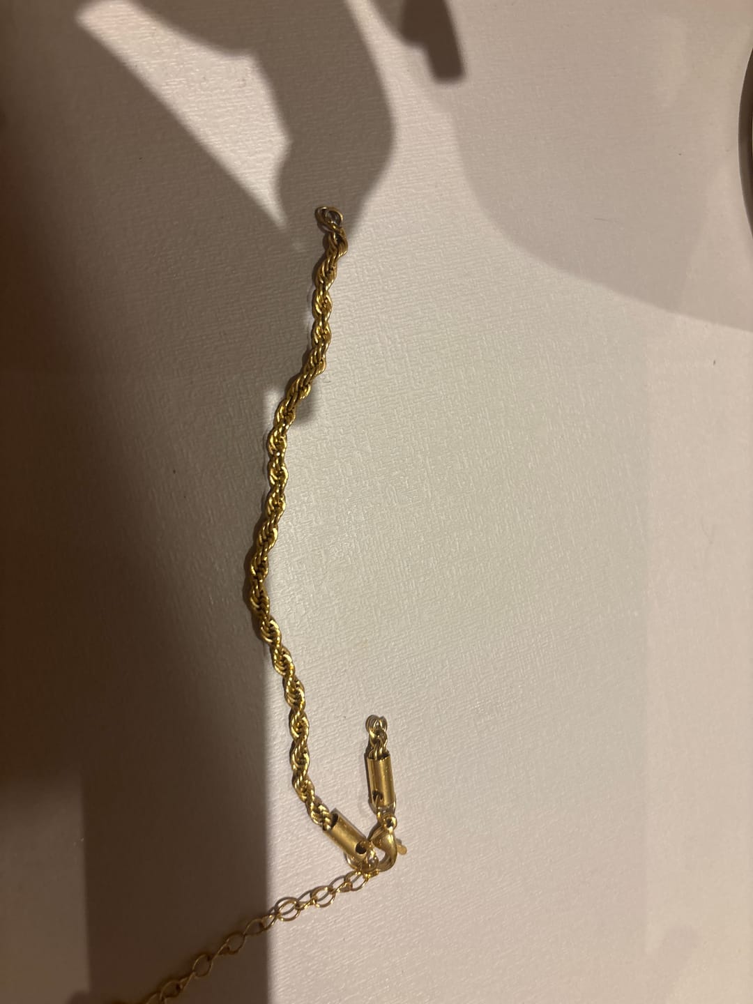 Customer photo review of Kit Pulseiras Essential Banhado em Ouro 18K