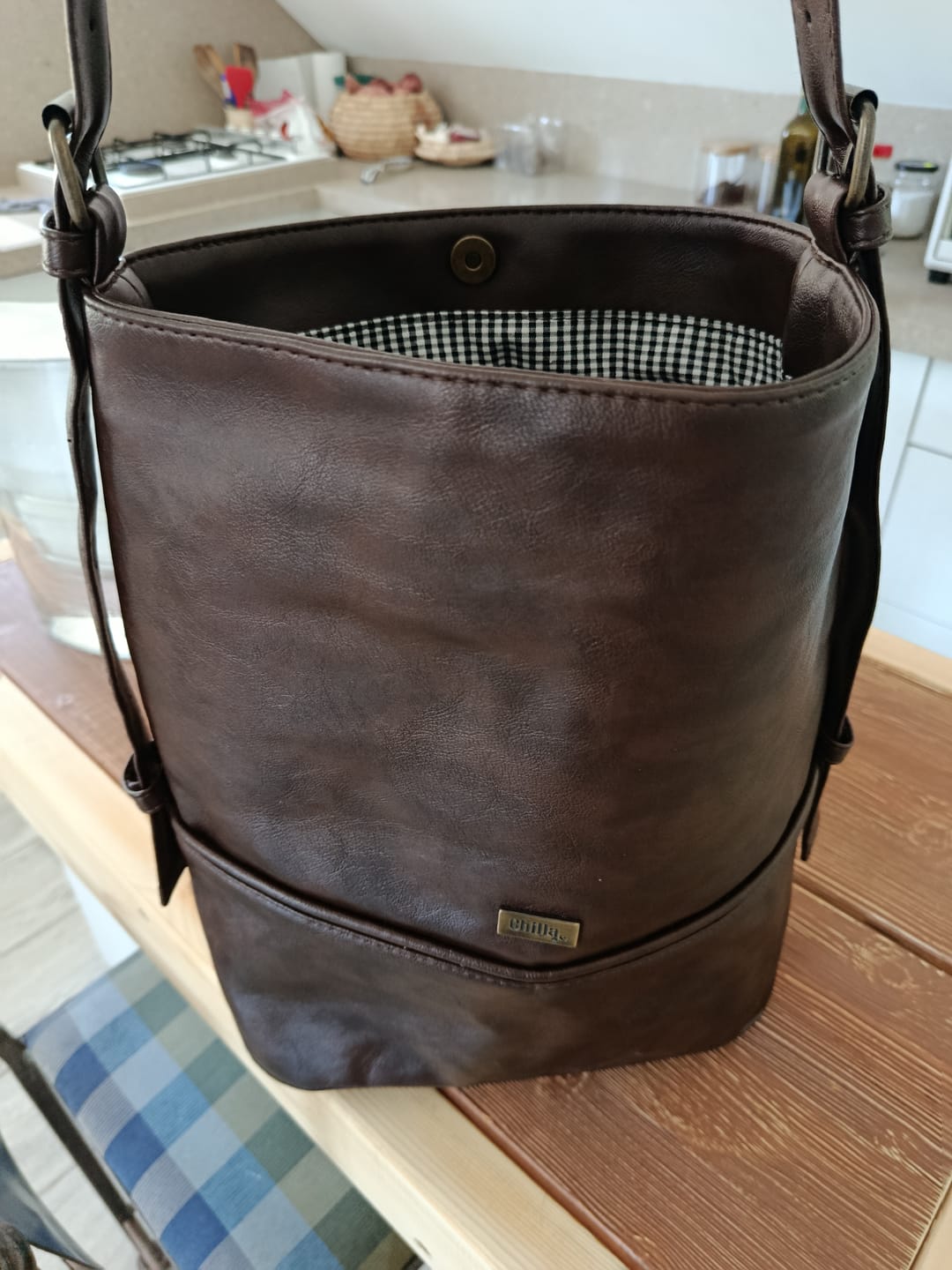Customer photo review of תיק צד Bucket גדול חום רטרו