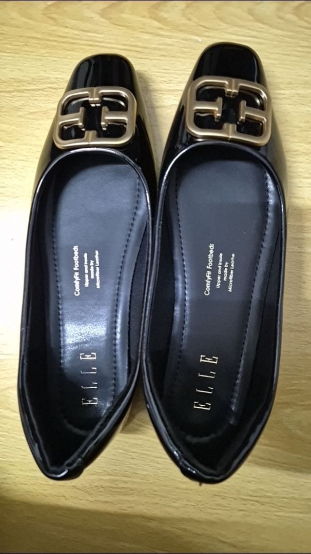 Customer photo review of Jacqueline Slip-on Flats & Ballerina In Black