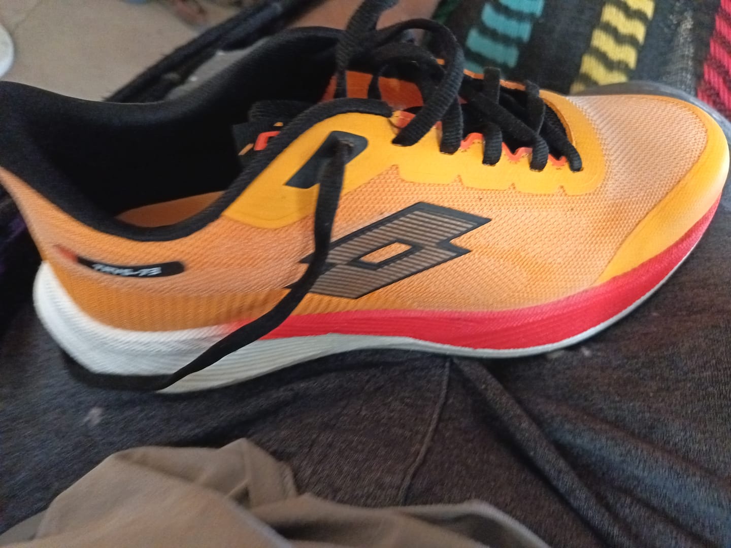 Customer photo review of Tenis Trax Men