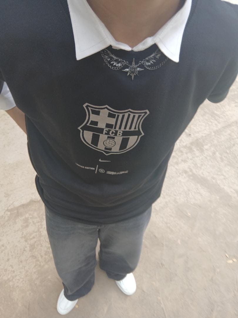 Customer photo review of Midnight Denim - Loose fit - UNISEX
