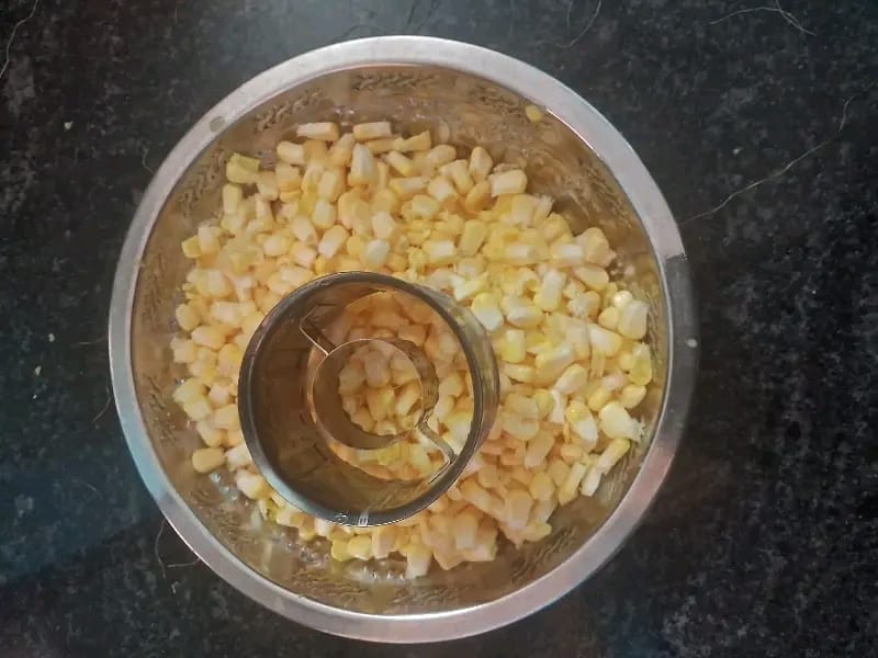 Customer photo review of Premium Stainless Steel Sweet Corn Peeler Tool | Fresh & Boiled Bhutta Dana Remover Machine