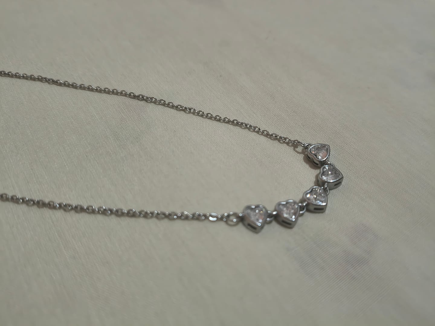 Customer photo review of Collar Oria Plata