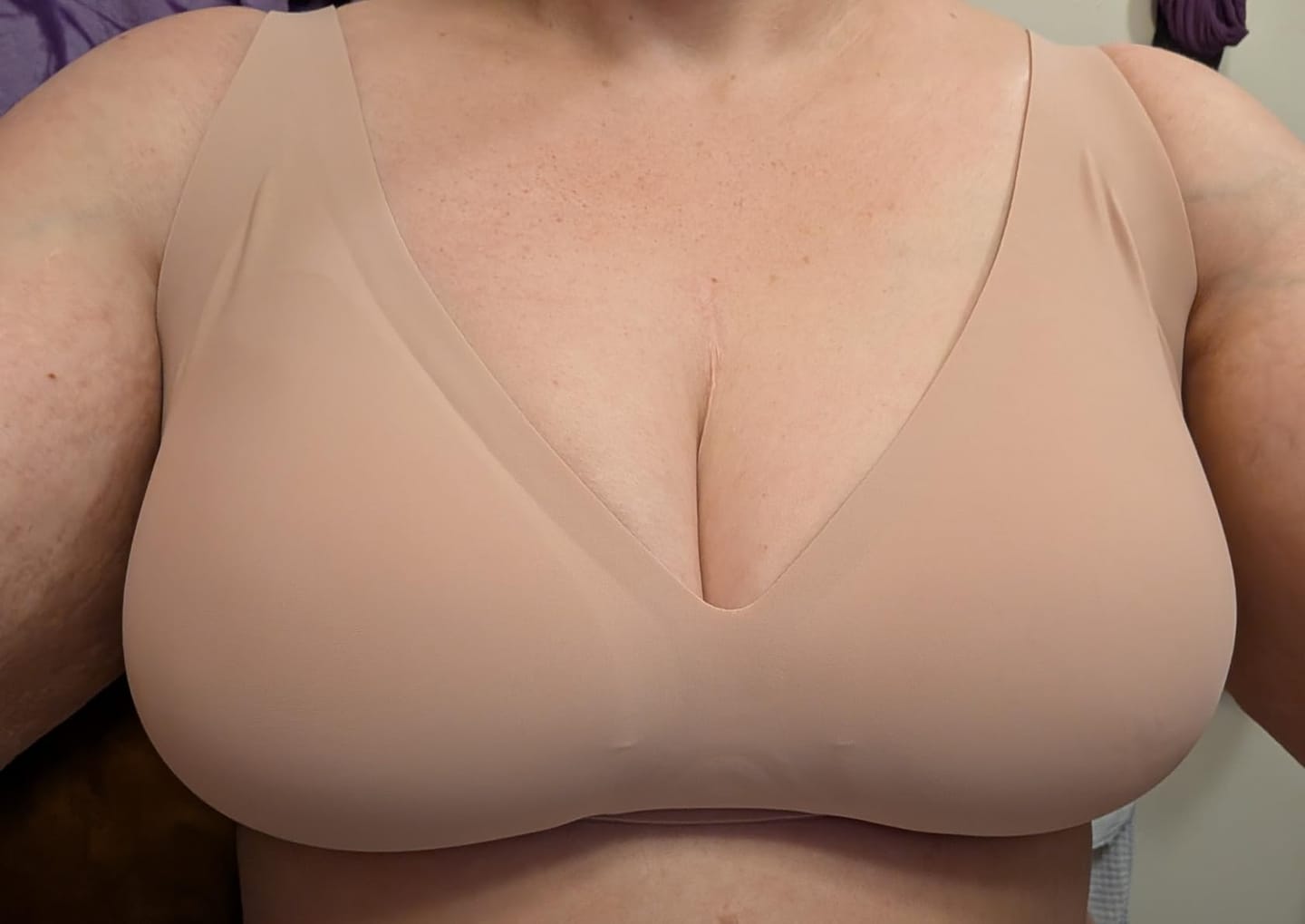 Customer photo review of AirSoft Wireless Deep-V Bra