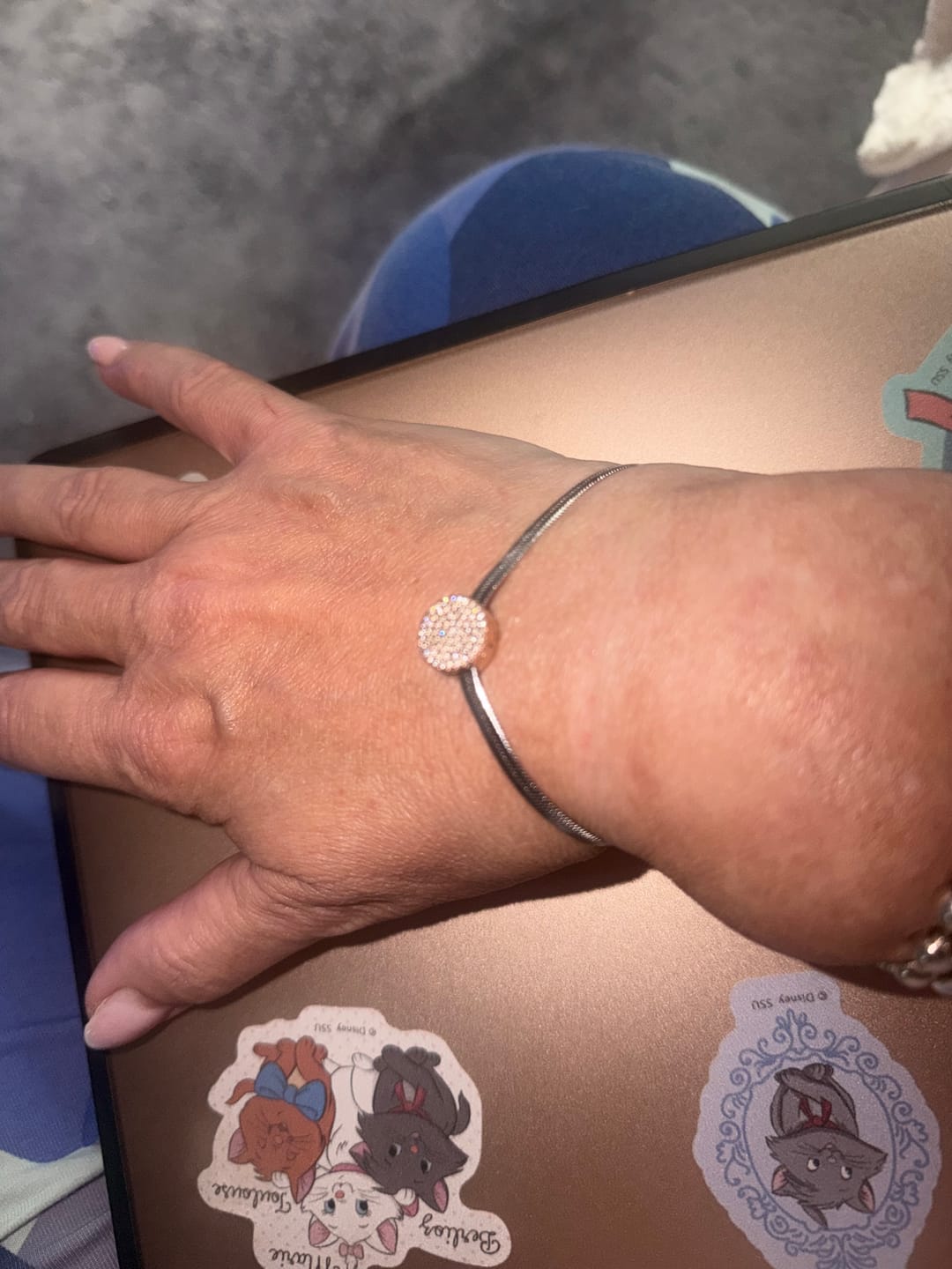 Customer photo review of Hi-Life Sleek Armband 14K Gold Plated