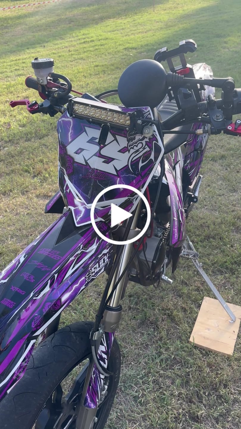 Customer video review of NEW! LIGHTNING - GRAPHICS KIT