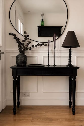 Customer photo review of Reeded Slim Console Table — Turned-Leg Solid Wood Narrow Hallway Sofa Table, Elegant Black